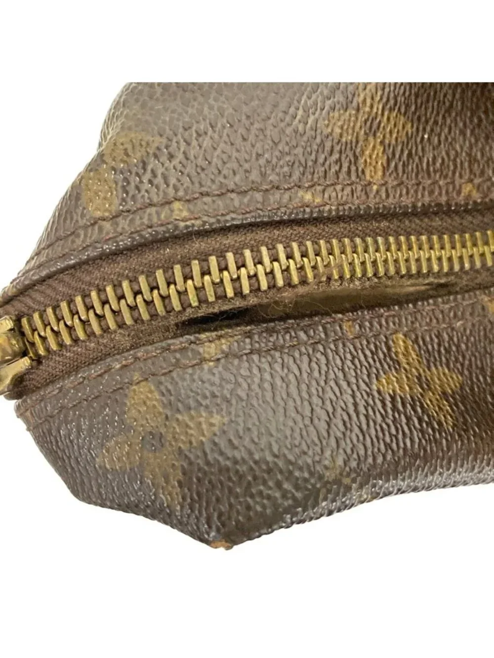 Louis Vuitton Pouch Monogram Trousse Toilet 28